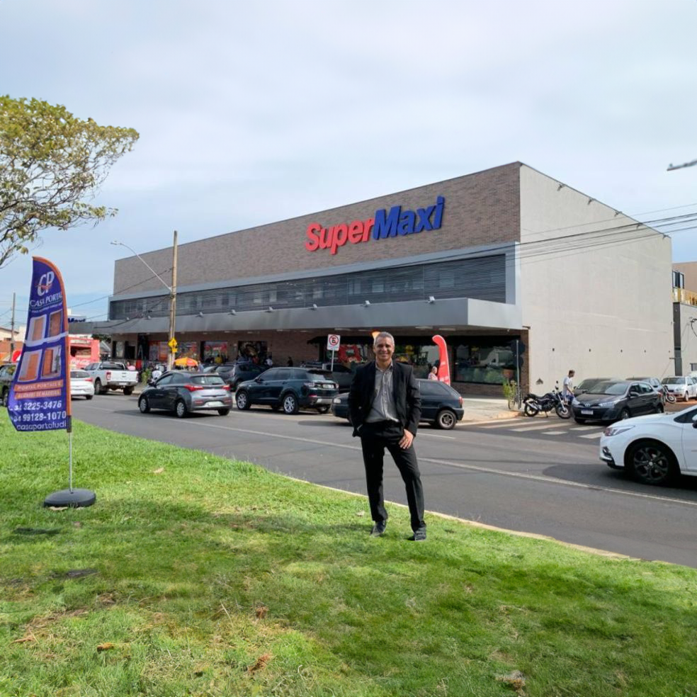 A rede de supermercados Super Maxi pretende investir cerca de R$ 60 milhões em Uberlândia